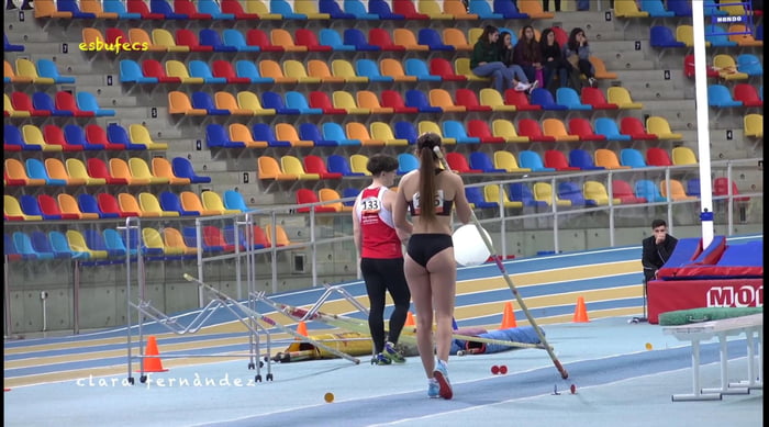 Clara Fernandez and her sexy ass - 9GAG