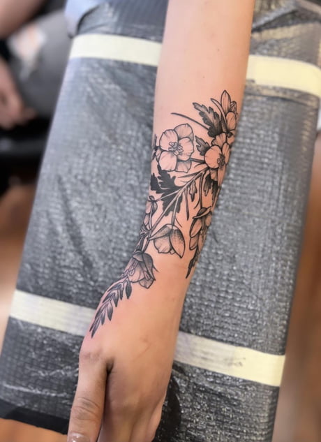 House Of Colour on Instagram Dark Crystal tattoo by tararosetattoo  tattoo tattooed tattoos tatted tats neotraditionaltattoo darkcrystal  crystaltattoo