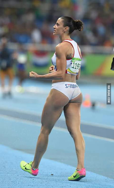 Track Runner Ass
