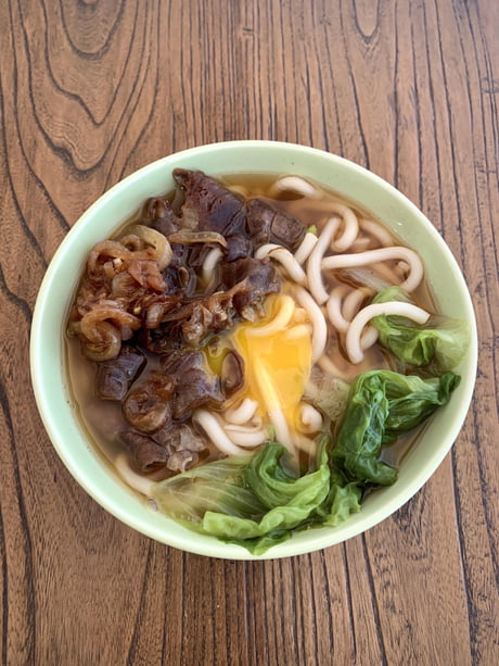 Tsukimi Udon With Sukiyaki Beef 9gag