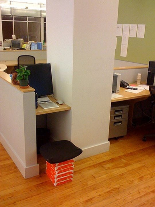 New job, new desk and new chair!