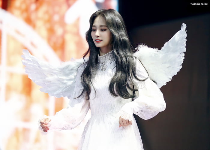 Photo : Angel Tzuyu