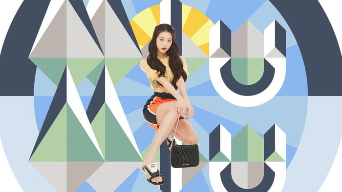 Photo : 210310 MiuMiu Website Update With Jang Wonyoung