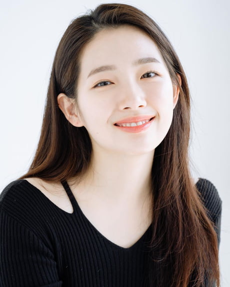 Lee Eun Jae - 9GAG