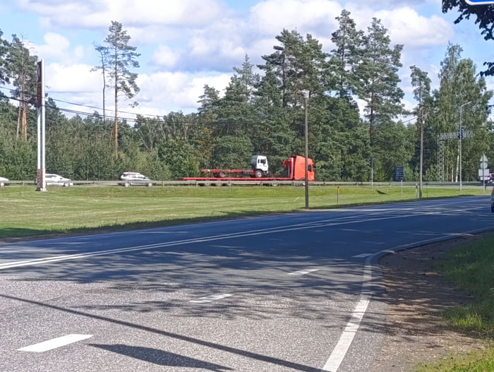 Mommy truck and baby truck