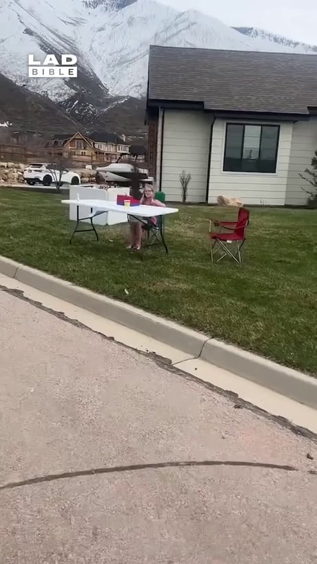 This girl set up a petting zoo, but it was just her dog