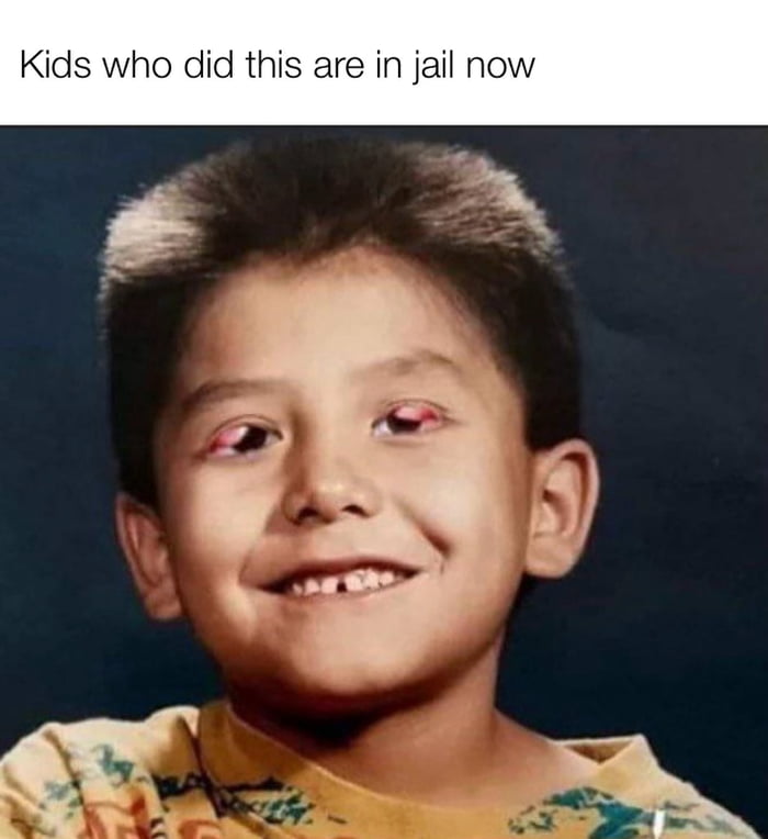 Right to jail - 9GAG