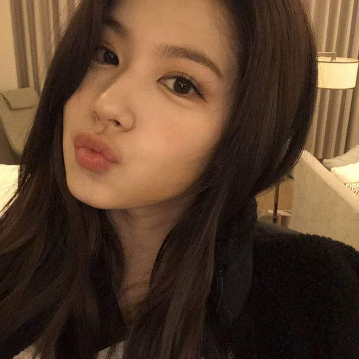 Photo : Earth Angel Minatozaki Sana (resub)