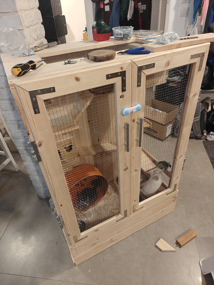 Took me 2 weekends to build this chinchilla cage. I didn't have proper tools so the cuts are not that straight but it still came out good.