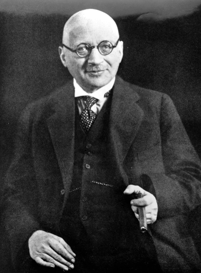 Fritz Haber (1868-1934): German chemist known for pioneering the Haber ...