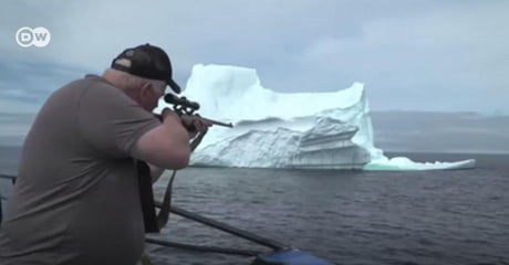 Great Britain retaliates against Iceberg that sunk the Titanic (1912) - 9GAG