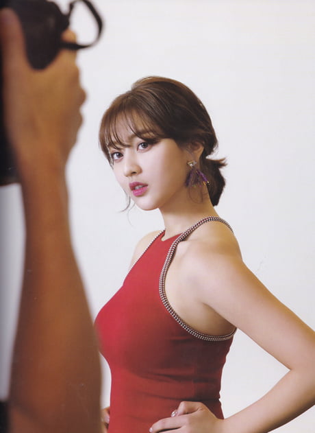 open lace back dress Jihyo Red