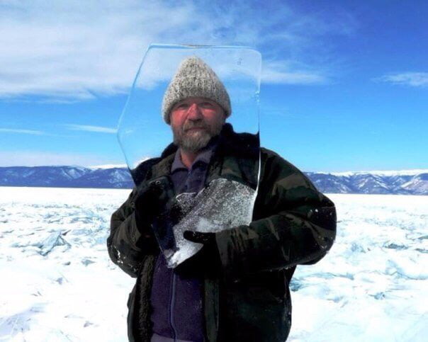 [유머] 바이칼 호수의 투명한 얼음 -  와이드섬