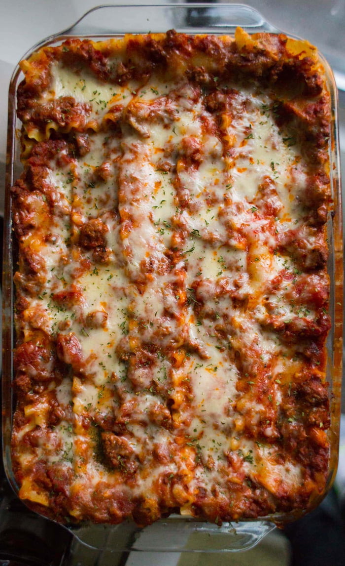 It’s my birthday!!! Have some lasagna!!!