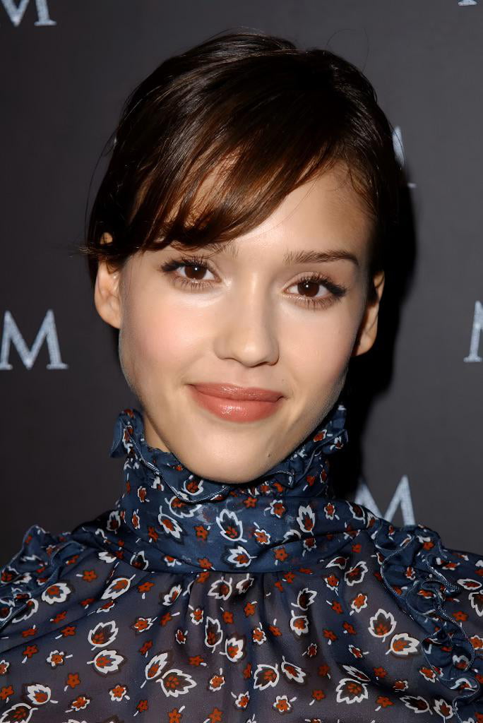 Throwback to 2002 Jessica Alba - 9GAG