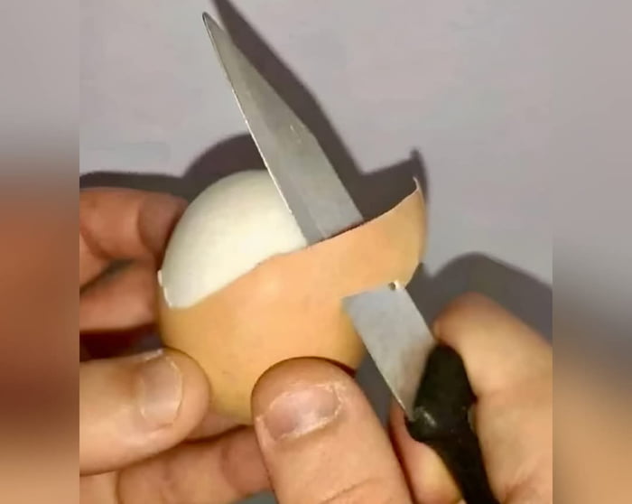 how-do-you-peel-your-boiled-eggs-9gag