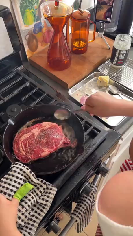 How to flip a steak