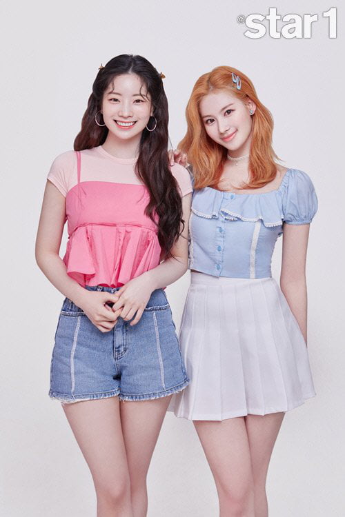 Photo : Dahyun and sana