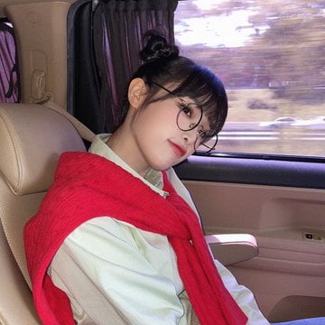 Photo : Cute Yena