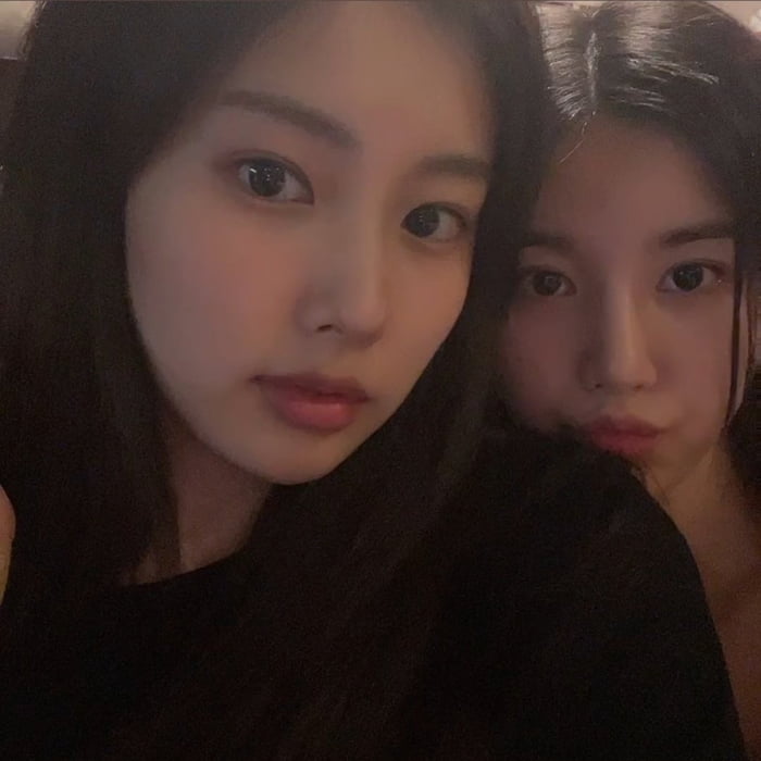 Photo : Hyewon and Eunbi