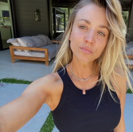 Kaley Cuoco Beautiful