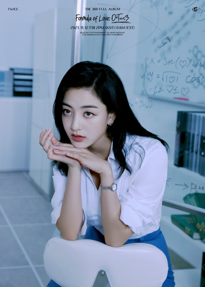 Photo : 211102 - Jihyo