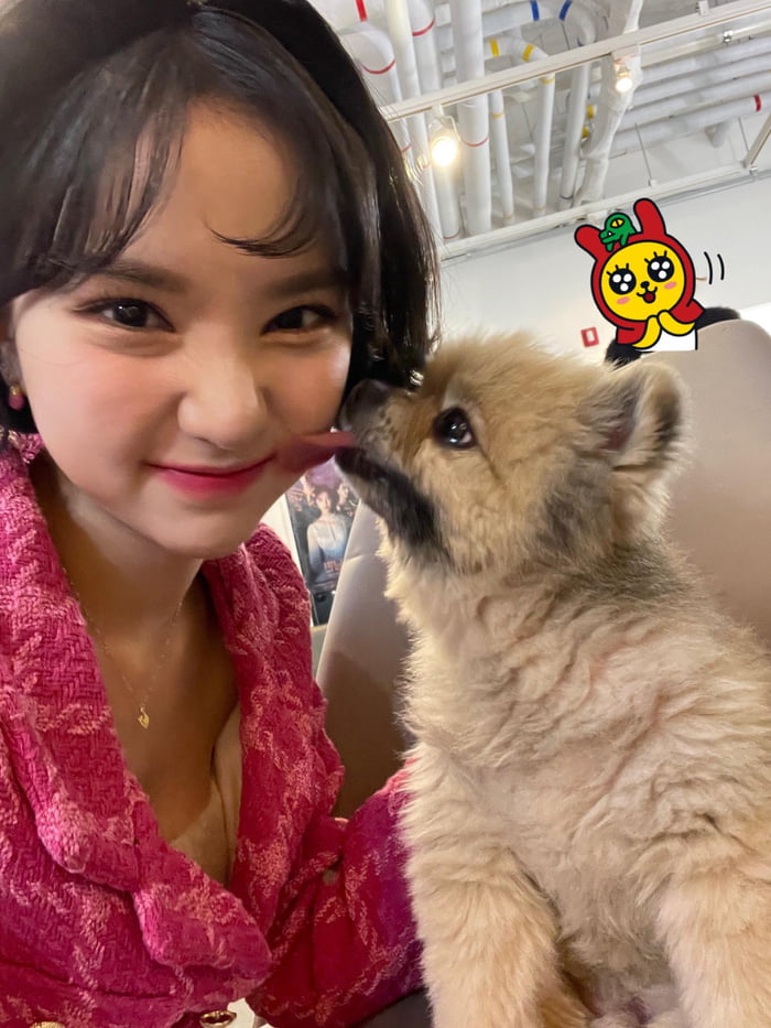 Photo : Eunha Universe FNS Update