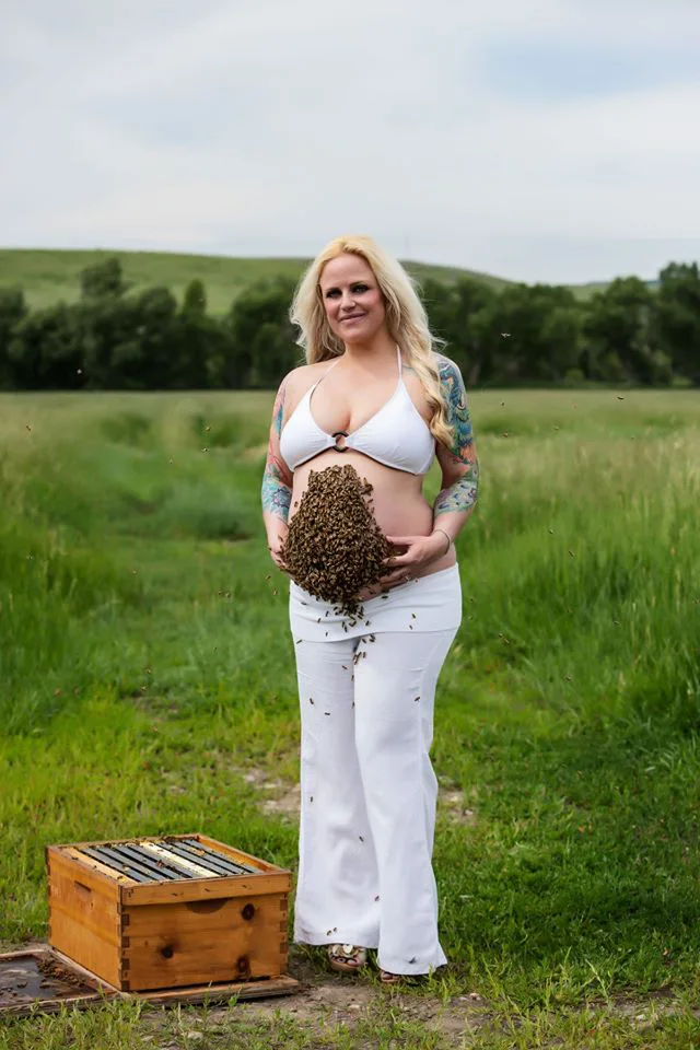 Pregnant Woman Does Maternity Shoot with Thousands of Bees on Her Belly