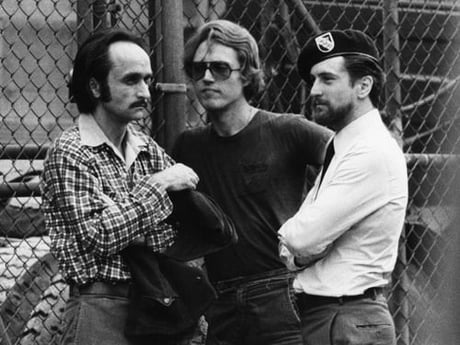John Cazale, Christopher Walken &amp; Robert de Niro in sets of The Deer Hunter (1978) ......De Niro arguably with his best look - 9GAG