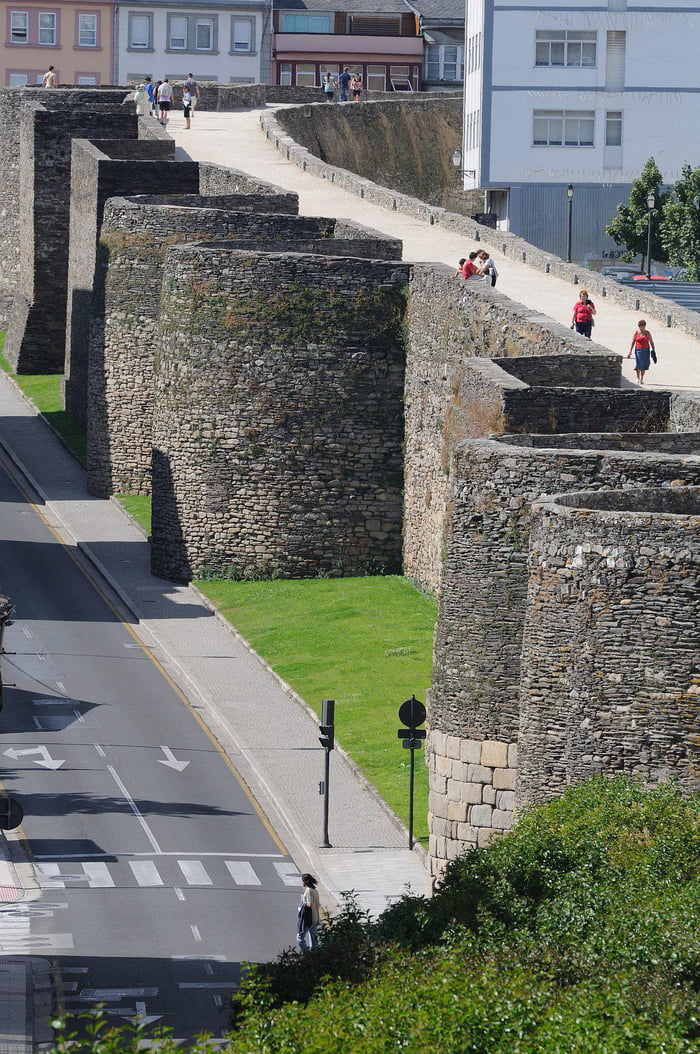 The city of Lugo in northern Spain is the only place in the world to have a complete set of intact Roman walls. They were built 2,000 years ago and surround the entire old town.