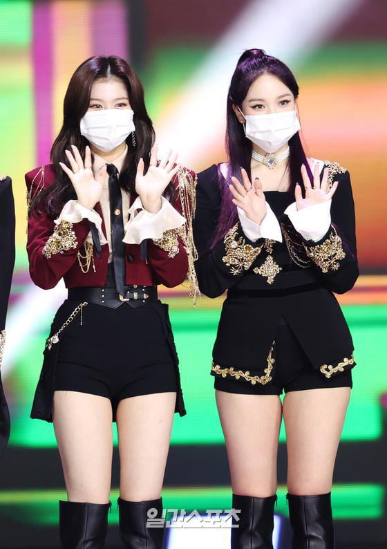 Photo : Sana & Mina