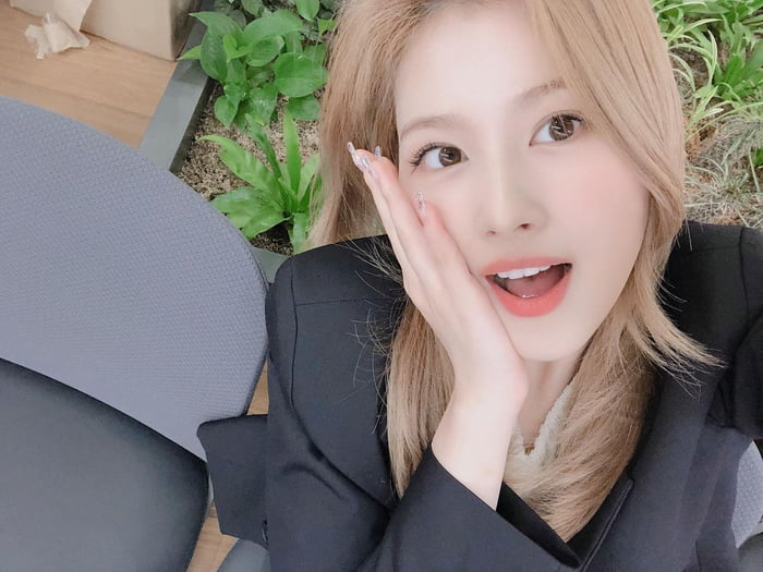 Photo : Twicetagram Update - Sana selca "It was nice to meet you "