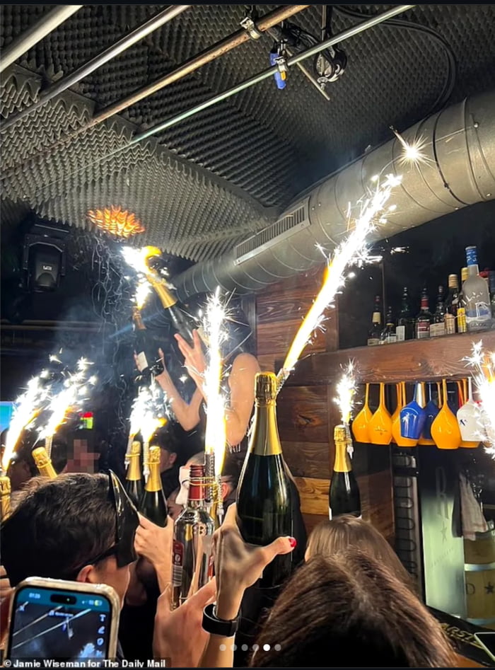 How extrovert people die