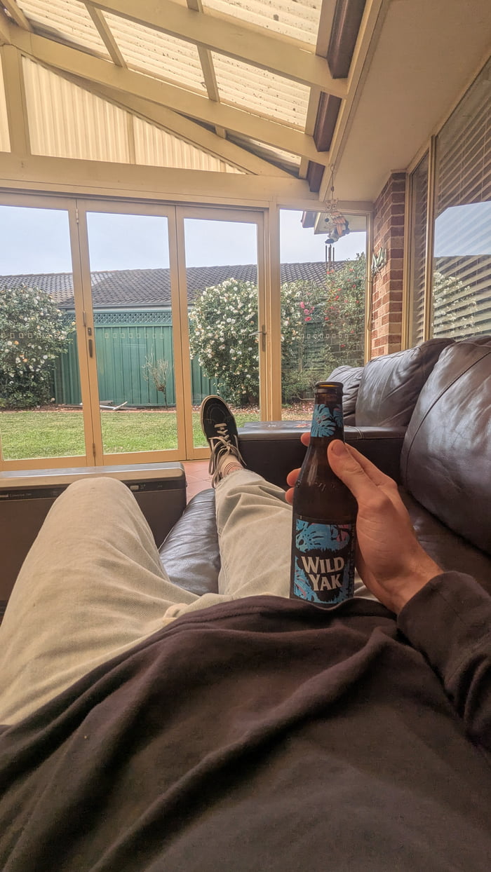 Happy birthday to me, 26 lost my job, girl, and moved back to my home country with my dad. At least I still have you c*nts. F**k you and see you tomorrow x