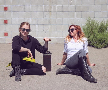 Kari Byron - Simone Giertz and Kari Byron - 9GAG