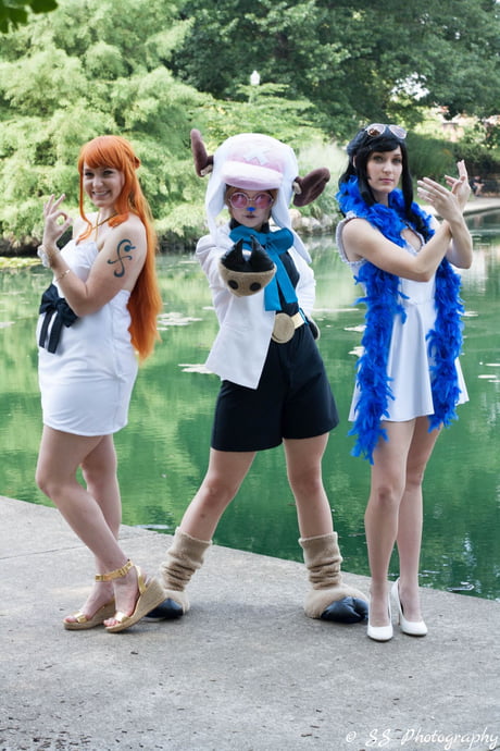 Nami Chopper Nico Robin Cosplay 9GAG