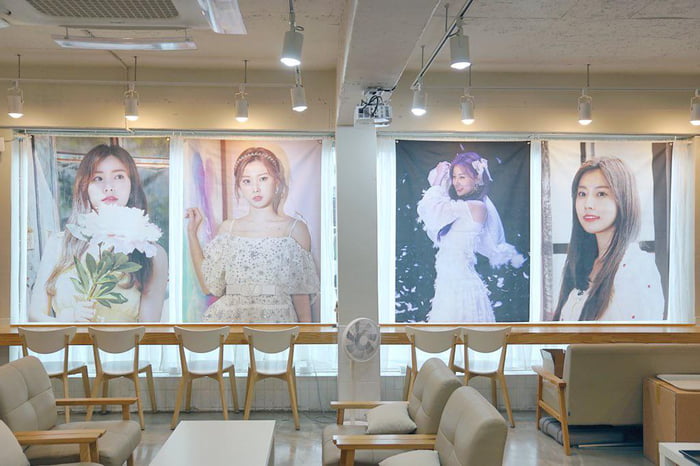 Photo : 210791 Kang Hyewon Birthday Cafe Event