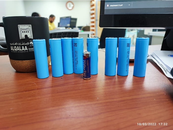 size-of-a-21700-cell-compared-to-aa-cell-for-my-diy-power-bank-9gag
