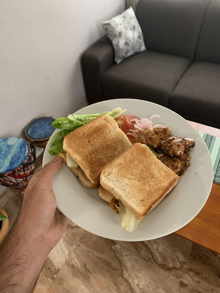 Ethan Chlebowski’s Grilled Chicken Sandwich 9GAG