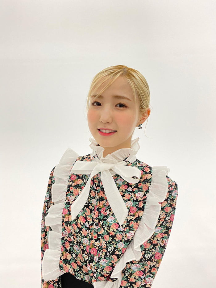 Photo : 210930 Honda Hitomi X Bis Magazine
