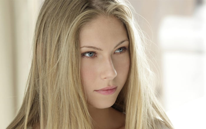 Krystal Boyd - 9GAG