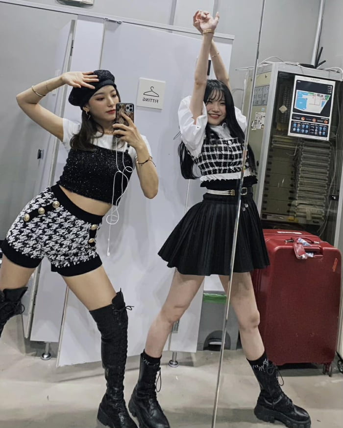 Photo : Saerom & Hayoung - Fromis_9