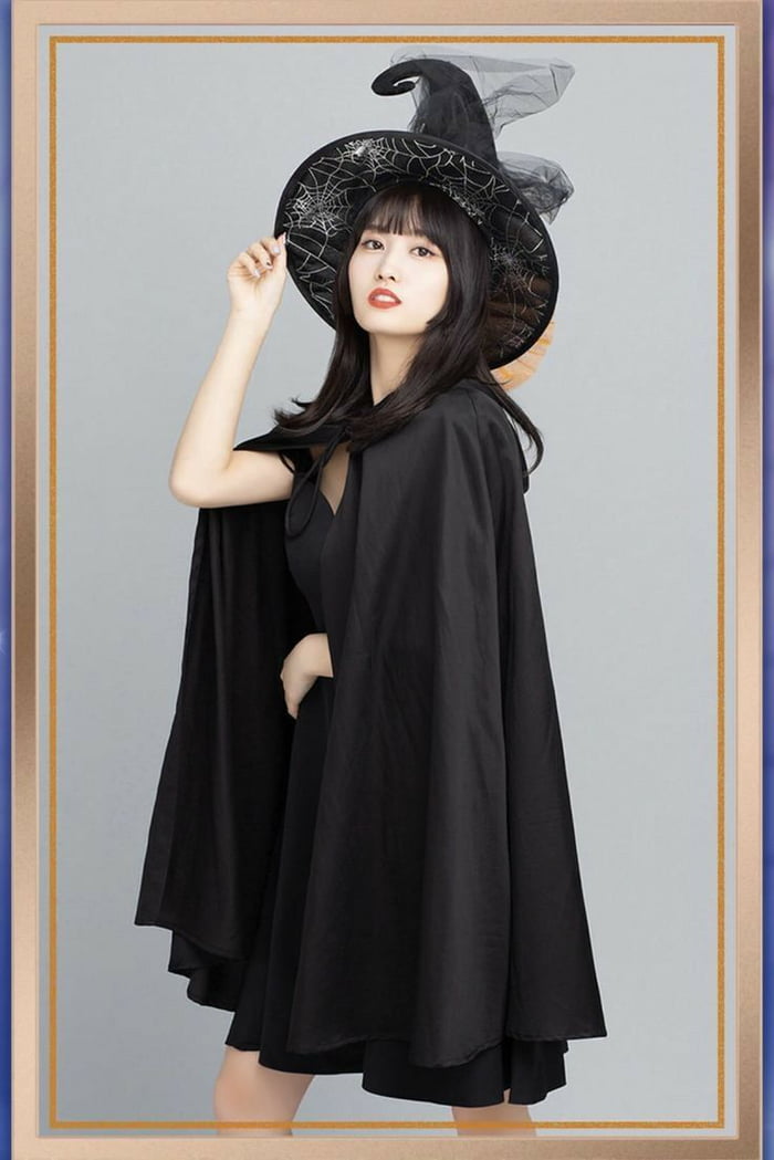 Photo : Witch Momo