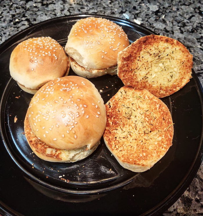 Hamburger Buns with Garlic Herb Butter 9GAG