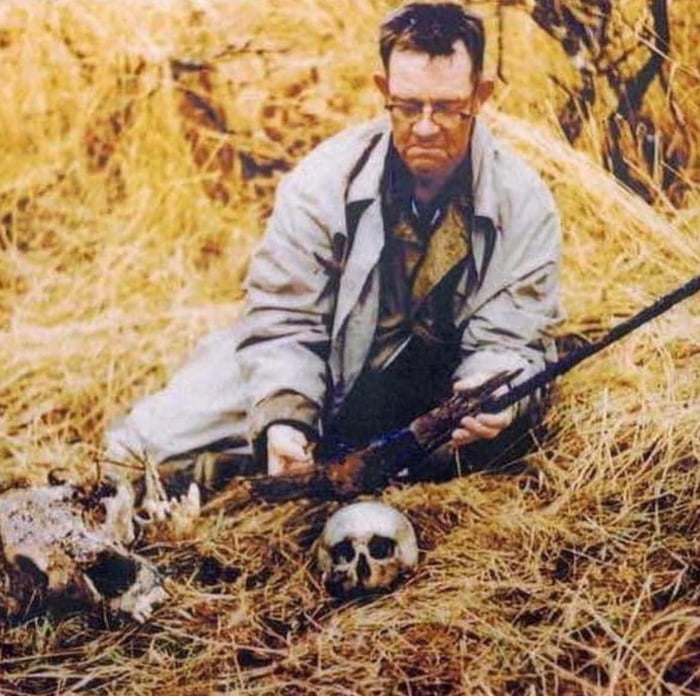 Bill Pinnell, an Alaskan brown bear guide on Kodiak Island finds the skull of an unguided bear hunter who disappeared years prior. The bones of the hunter and a bear were both found with a broken gun and a fired cartridge in the chamber. Both bear and hunter had killed each other