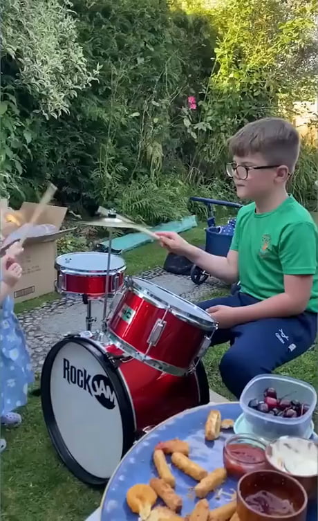 The best birthday gift for your sister's kids