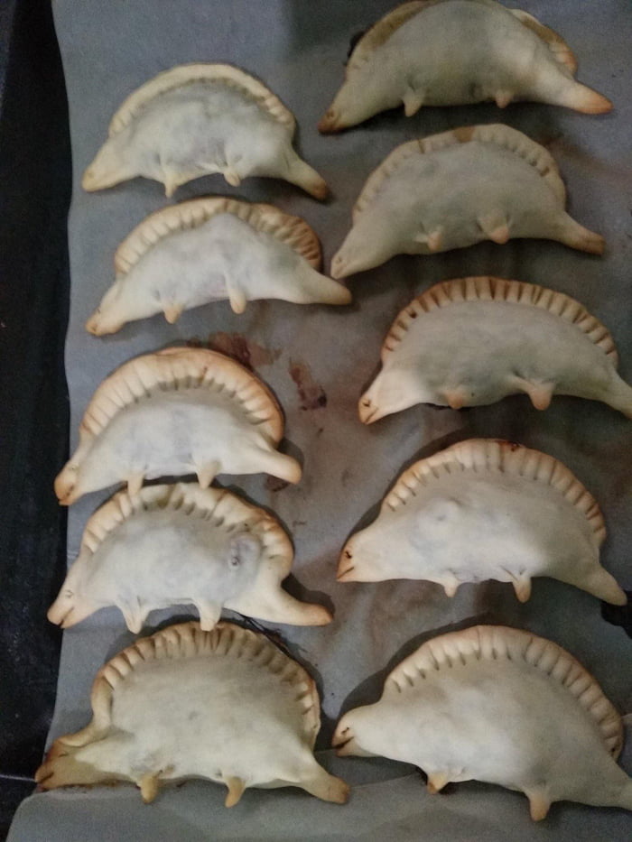 Dino-empanadas