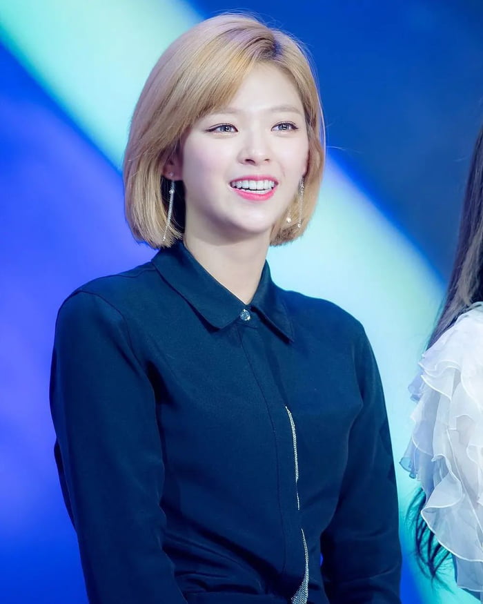 Photo : Jeongyeon smile