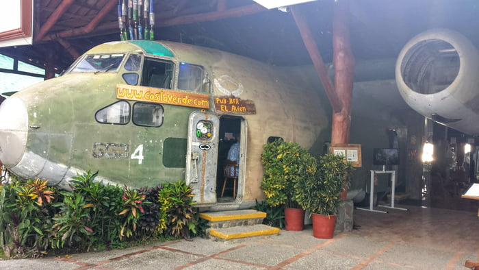 An Iran/Contra plane shot down in Nicaragua in 1980s, now a restaurant ...