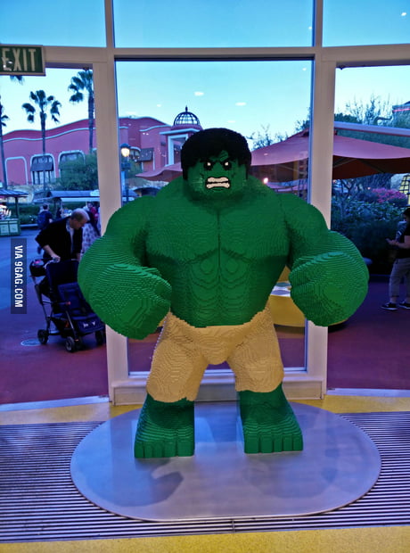 hulk smash lego